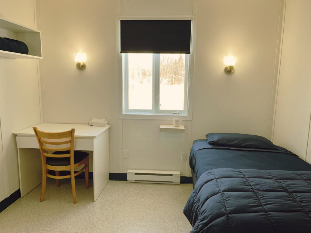 Chambre chaleureuse au Camp de Ville Rouyn-Noranda